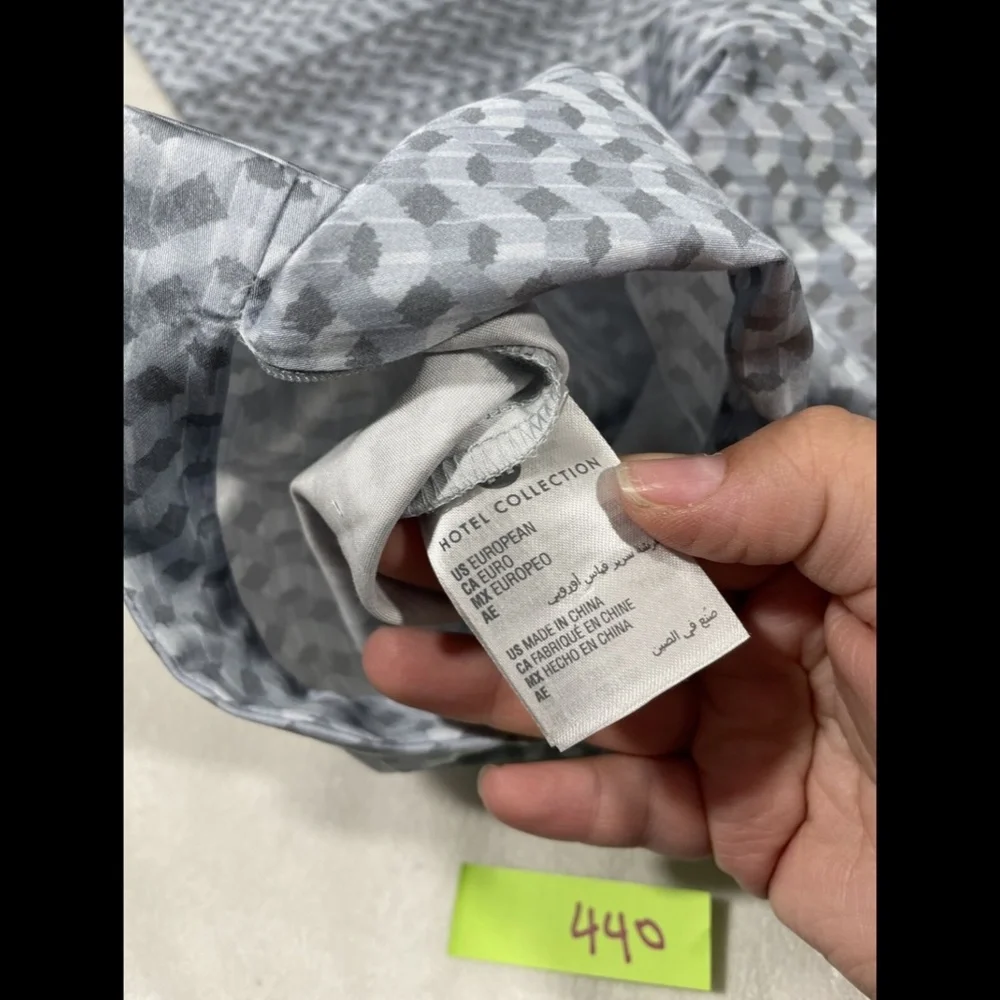 NIB Hotel Collection Parallel (1) European Euro Pillow Sham‎